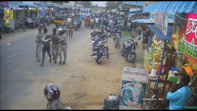 clash between army man and police man 4 persons arrested by tenkasi police