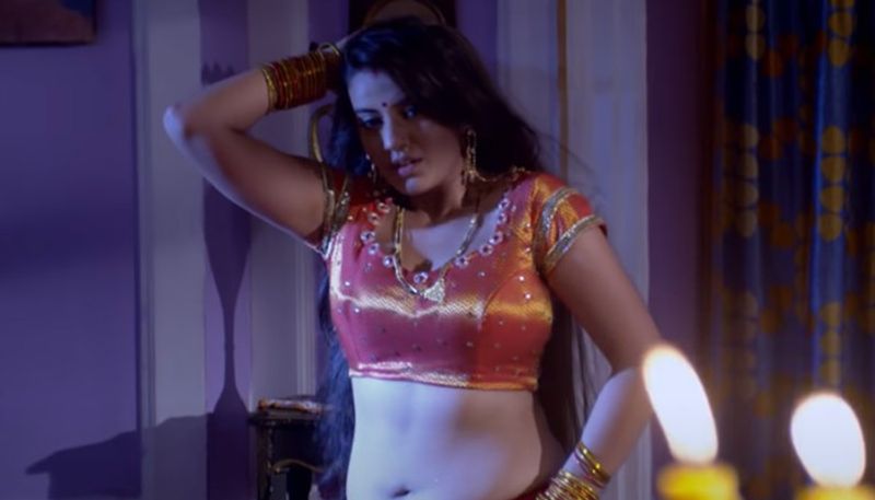 Bhojpuri Actress Akshara Singhs MMS Gets Leaked On Telegram And Reddit