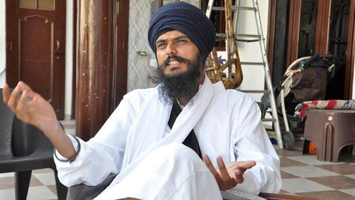 amritpal singh may surrender in front of golden temple amritsir  high alert punjab police