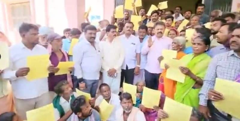 Distribution of 250 cultivation vouchers in a single day at davanagere rav