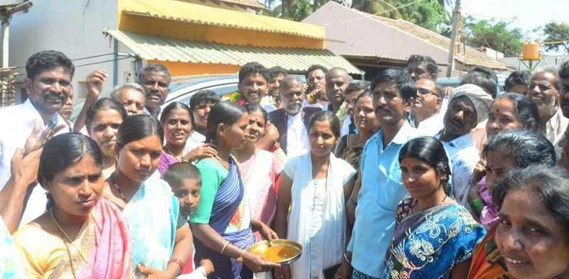 Karnataka Election 2023 Congress Candidate H Anjaneya Started Election Campaign In Chitradurga gvd