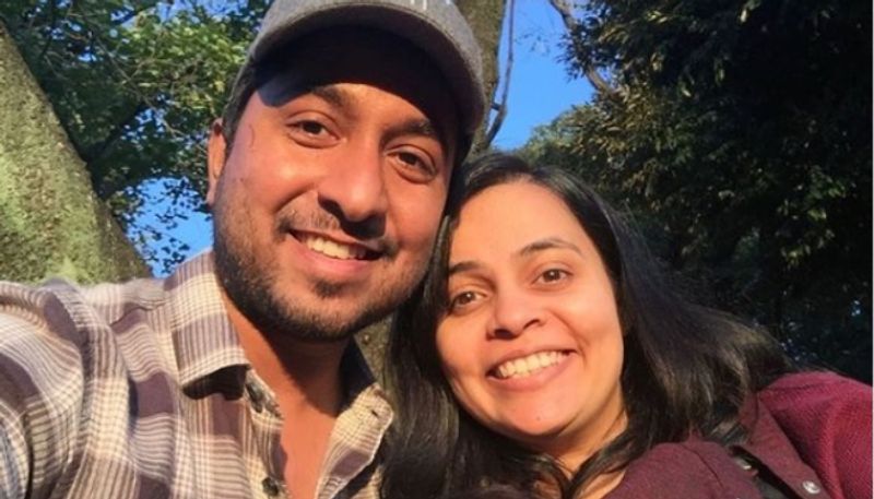 vineeth sreenivasan heart touching note for his love anniversary nrn  