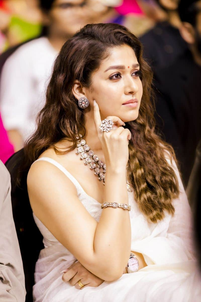 samantha nayanthara keerthy suresh and top 6 actresses and their phobias 