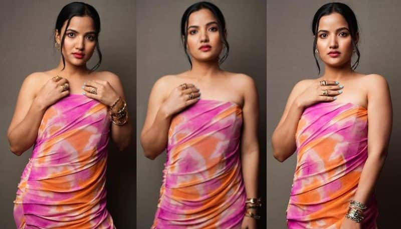 Bigg Boss Fame Siri Hanmanth Stunning Photoshoot in trendy outfit NSK