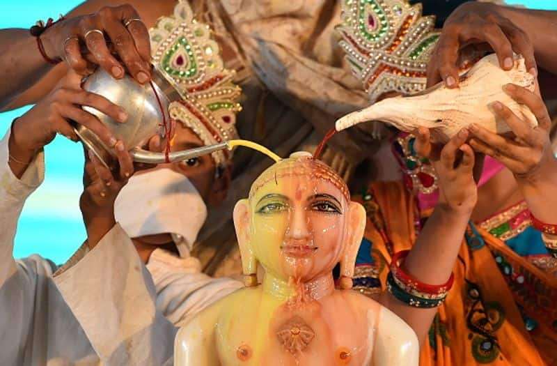 Happy Mahavir Jayanti 2023: Wishes, Quotes, Facebook/WhatsApp statuses and messages for your loved ones RBA