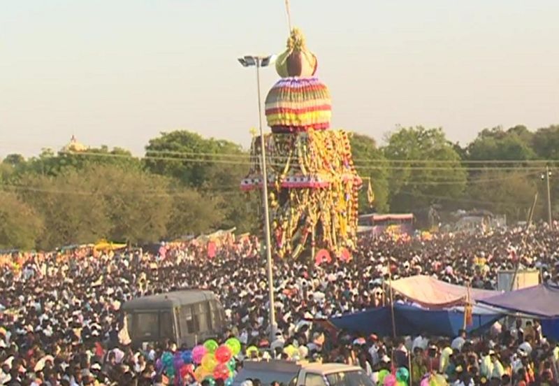 Vaddikere Siddappas lavish chariot festival celebration at Chitradurga gvd