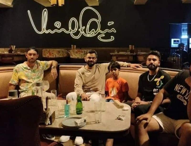 Virat Kohli visits his own restaurant in Kolkata with RCB teammates gkc