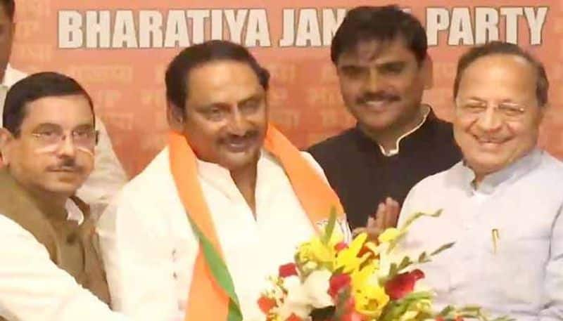 AP  Former  Chief minister Nallari Kiran Kumar Reddy joins in BJp  lns