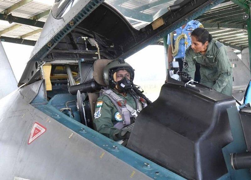 President Droupadi Murmu takes sortie on Sukhoi 30 MKI fighter aircraft