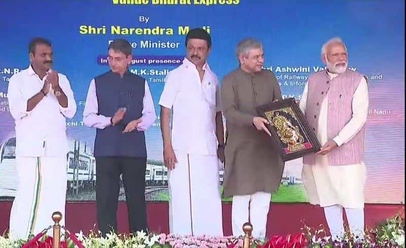 PM Modi inaugurated the Vande Bharat train service between Chennai and Coimbatore