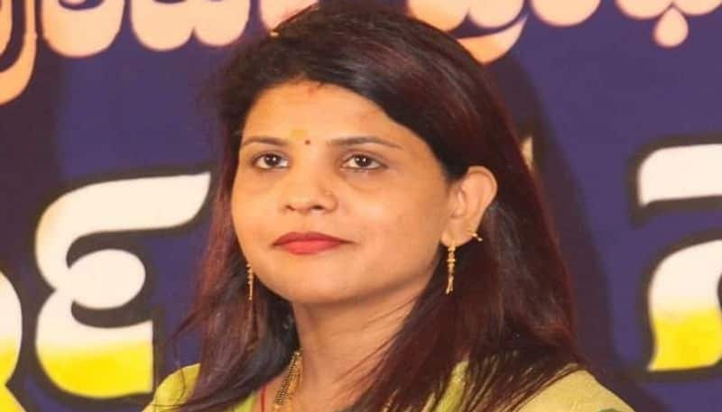 Chaitra Kotarkar Contest as Congress Rebel Candidate in Karwar Constituency grg