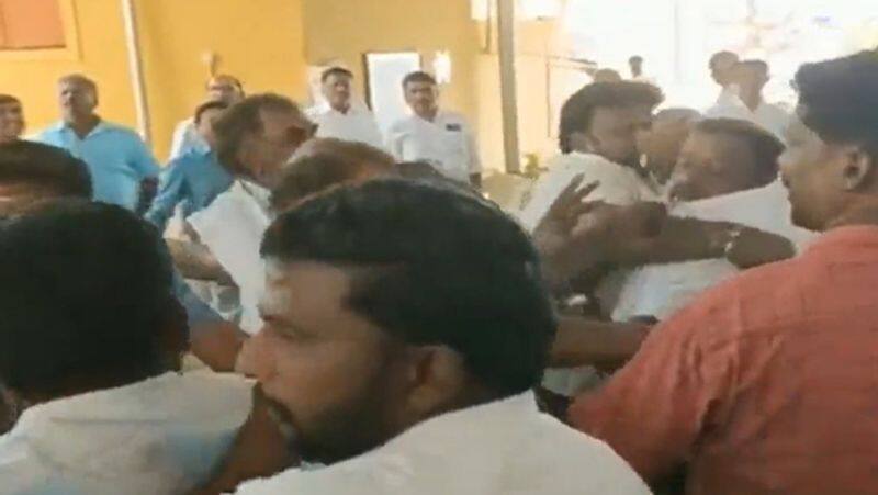 AIADMK executive rushed to beat former minister in tirupur