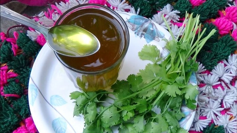 How to make Coriander Leaves Tea in Tamil 