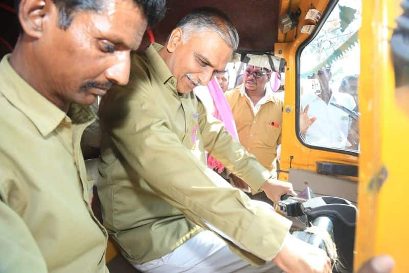 Telangana finance minister T Harish Rao drives rickshaw to Siddipet Auto Society meet RMA