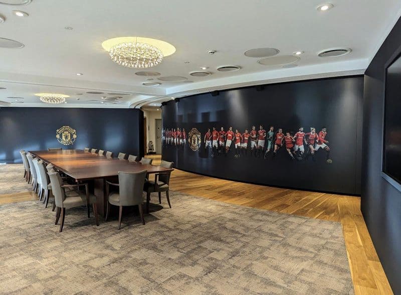 football Manchester United takeover: Here is how the meeting room used for talks looks like-ayh