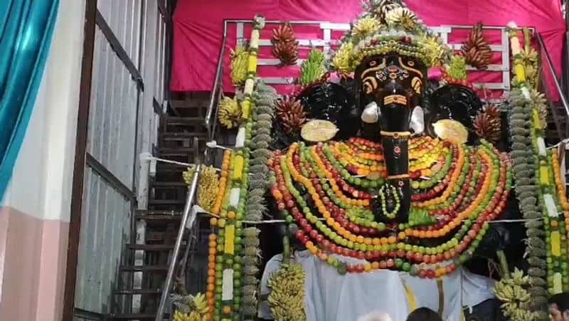 Tamil New Year.. Devotees gather in temples