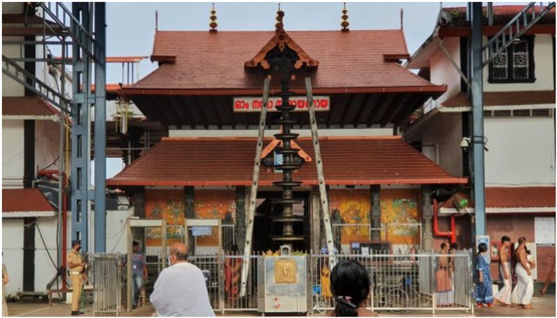 Janmashtami 2023: Devotees flock to Guruvayur Sree Krishna Temple in Kerala anr