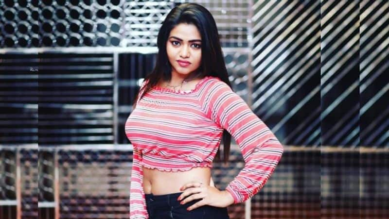 Shalu Shamu befitting reply to netizen who ask dirty question gan