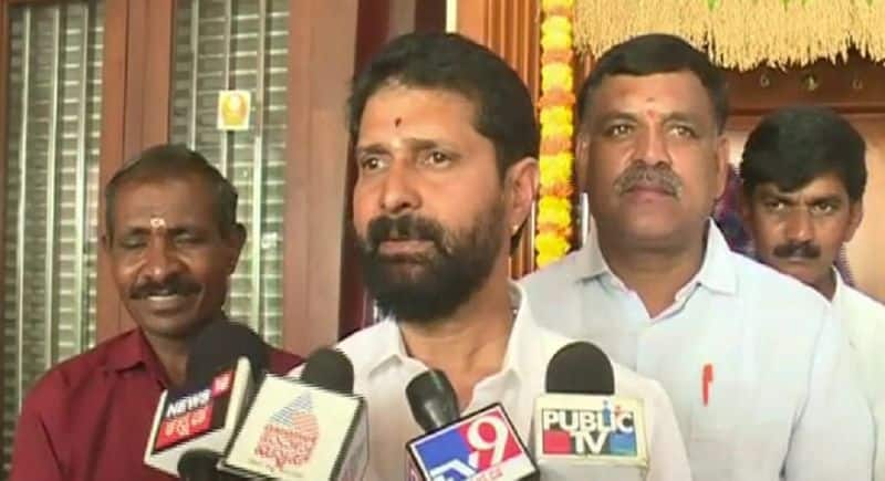 Ex Mla CT Ravi Slams On Congress Govt At Mandya gvd