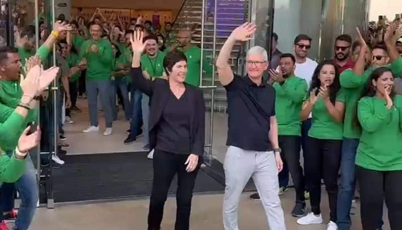 Watch CEO Tim Cook opens the gates of India first Apple store in Mumbai welcomes customers gcw