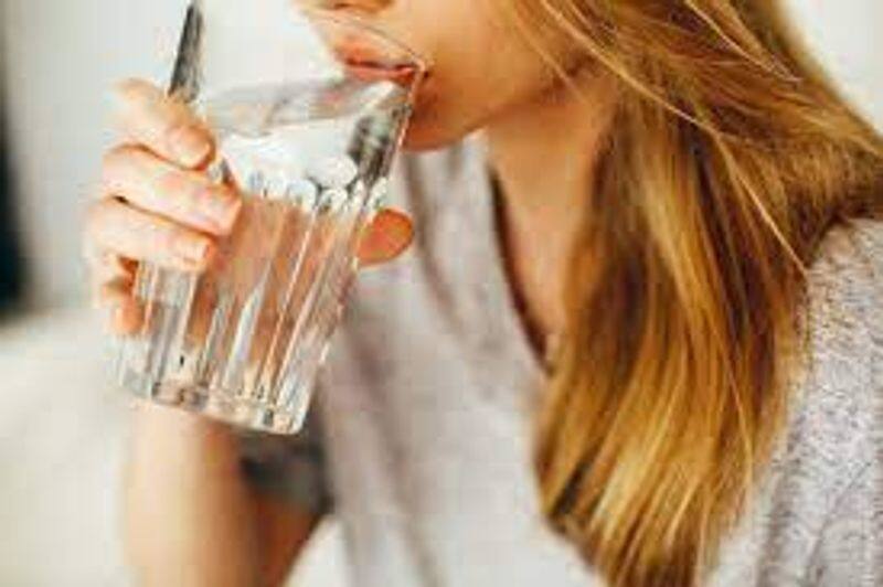 Do you want to drink water even when you are not thirsty? What do the doctors say?