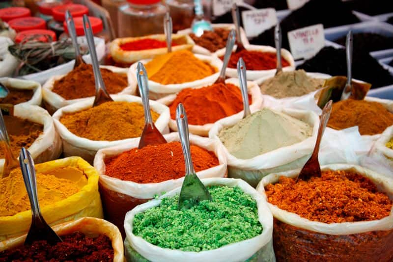 Avoid these 3 spices in your diet to avoid heat strokes this summer ADC