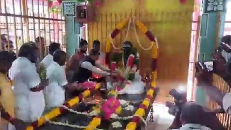 governor rn ravi paid tribute at pasumpon muthuramalinga thevar memorial