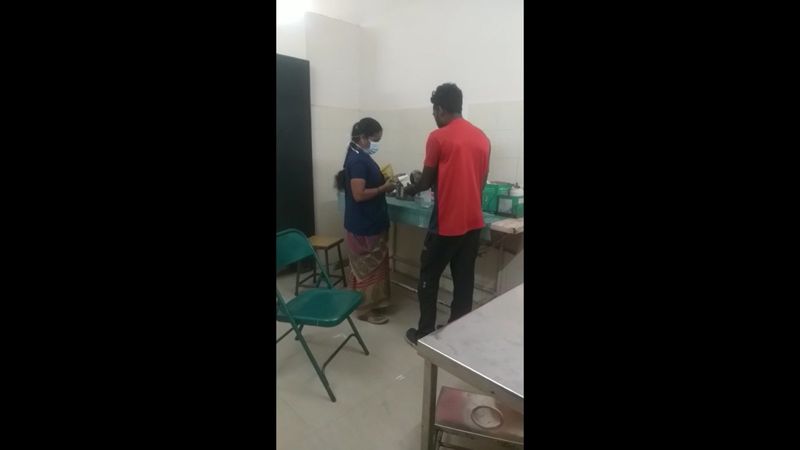 cleaning worker did treatment for patients in puducherry preliminary hospital