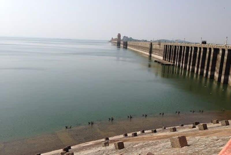 Only 3 TMC of water in Tungabhadra Dam Scarcity of drinking water difficultie farmers too at koppal rav