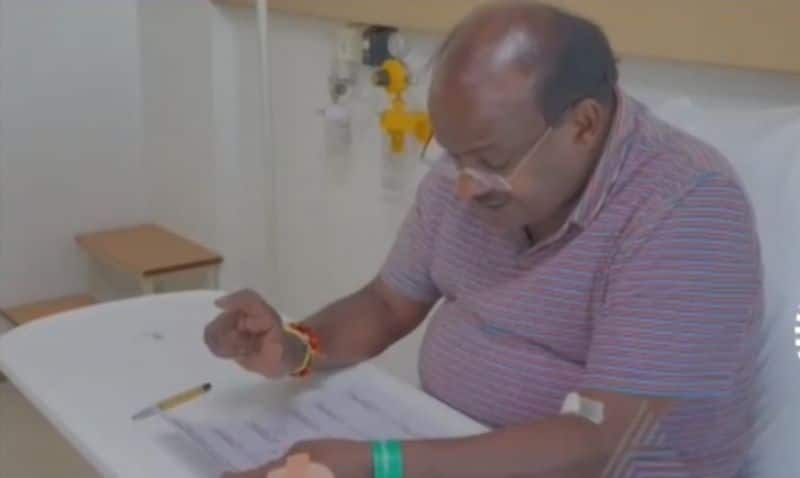 HD Kumaraswamy plans for election campaign in hospital nbn