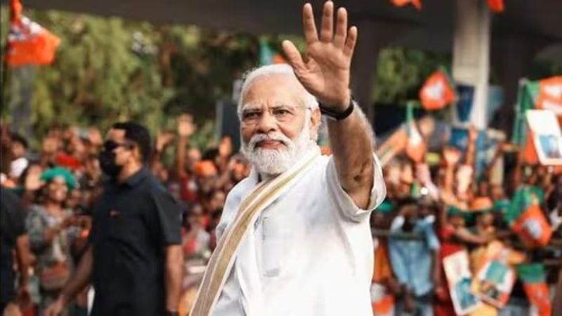 PM Modi Kerala visit starts today Modi Kochi road show details asd