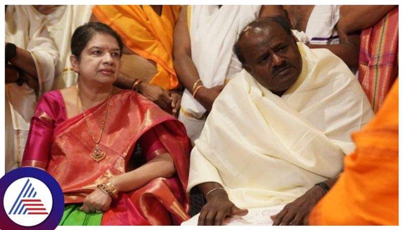 Anitha kumaraswamy comment about her husband HD kumaraswamy health condition gow