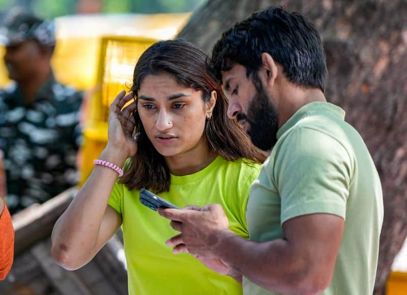 Vinesh Phogat Bajrang Punia could be withdrawn from Asian Games Squad if they lose worlds trials kvn