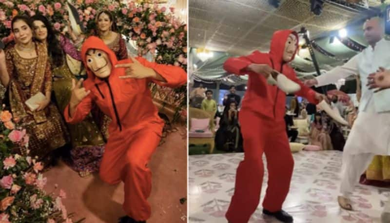 Pakistani Brides Brother Gives Money Heist Twist To Joota Chupai Ritual azn 