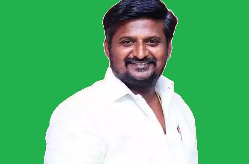 admk it wing admin arrested at karur 