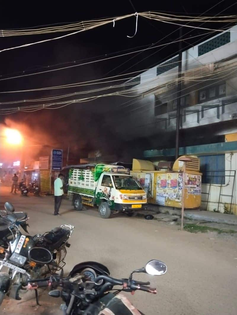 massive fire accident in state bank of india in ariyalur district