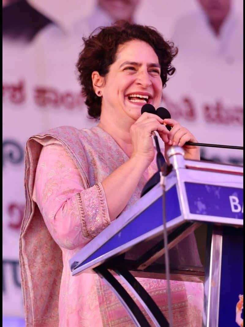 karnataka assembly election  priyanka gandhi holds roadshow in bengalur suh 