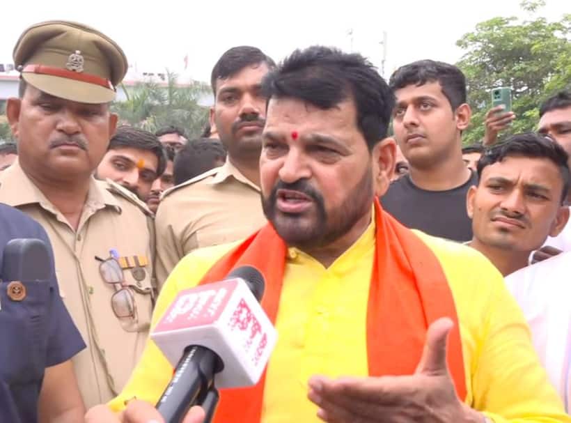 గంగా నదిలో పతకాలు కలపాలనే నిర్ణయంపై డబ్ల్యూఎఫ్ఐ చీఫ్ బ్రిజ్ భూషణ్ ఏమన్నారంటే?