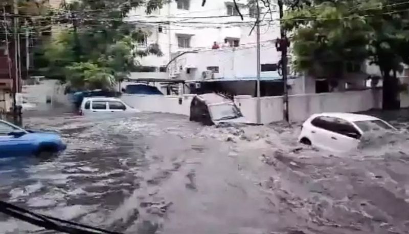 Heavy rain in Assam and Sikkim flood in 11 districts of Assam, 34 thousand people affected akb