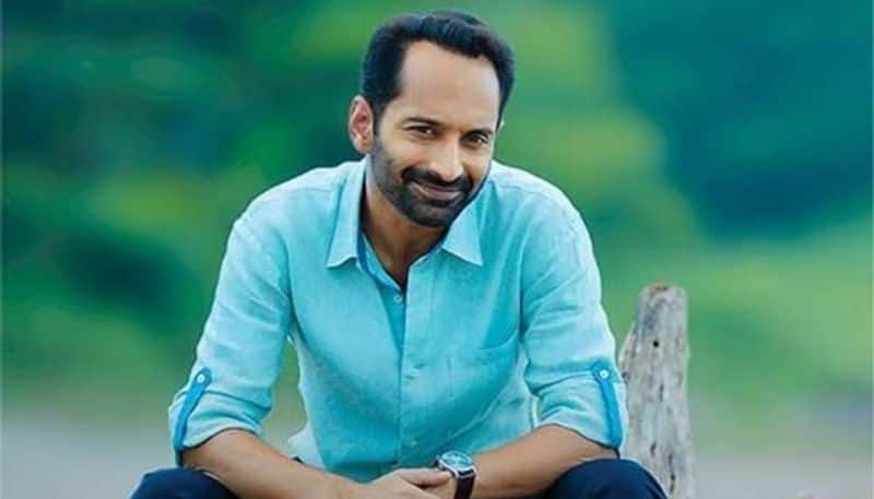 Pachuvum Athbutha Vilakkum opening box office collection fahadh faasil akhil sathyan nsn