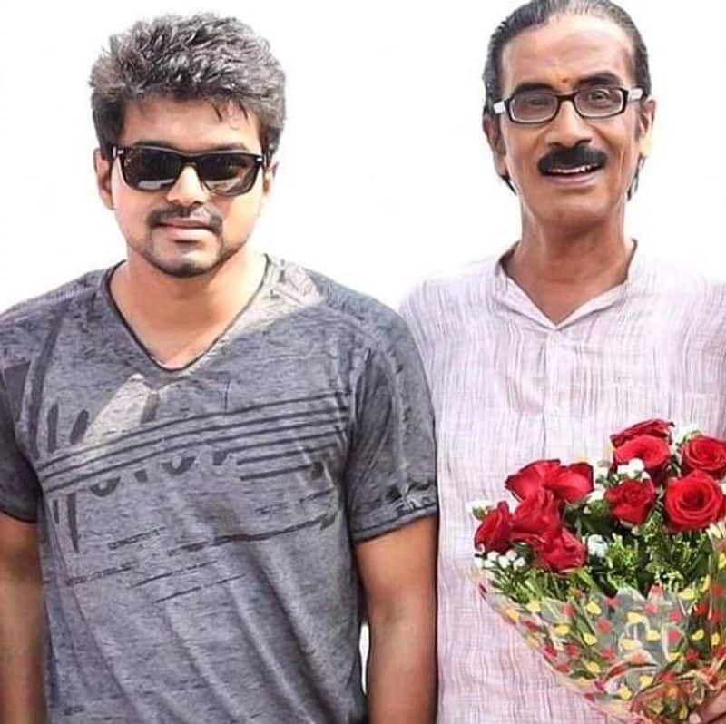 Thalapathy Vijay paid tribute to Manobala in New Look photos goes viral 