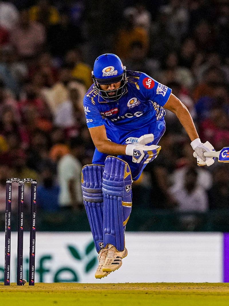 IPL 2023: Are MI Mumbai Indians skipper Rohit Sharma struggles with bat mental or technical? Virender Sehwag comments-ayh