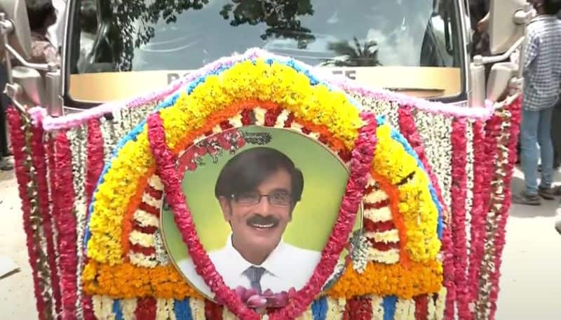 Actor manobala funeral and last rites video