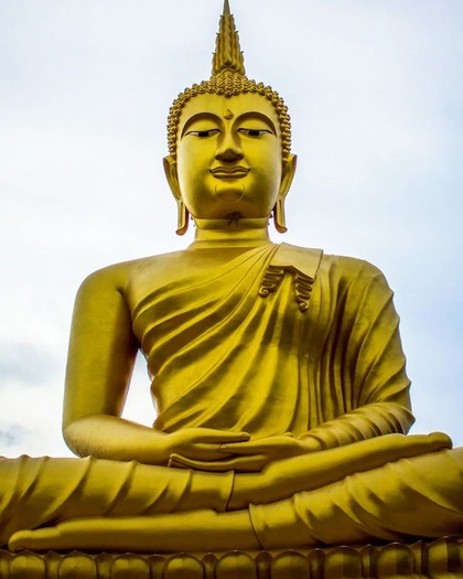 <p>गौतम बुद्ध कहते हैं कि अतीत और ​भविष्य के बारे में मत सोचो। व्‍यक्ति को वर्तमान में रहना चाहिए।</p>
