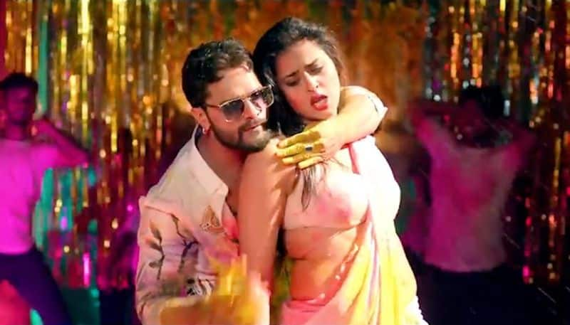 Bhojpuri actress Yamini Singh SEXY video Khesari Lal Yadav Neha Raj song Garam Godam will blow your mind RBA