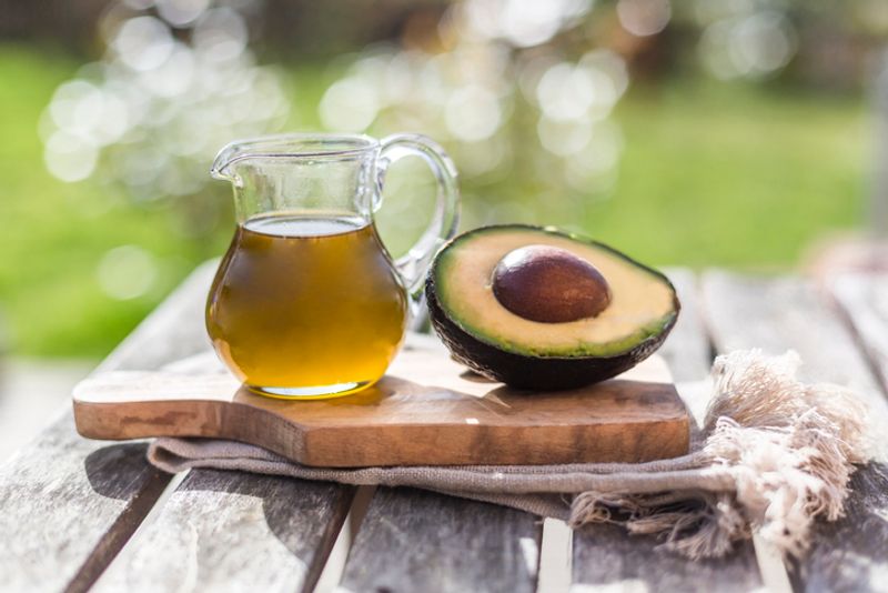 Avocado oil for hair: Here are 6 benefits and know how to use it ADC