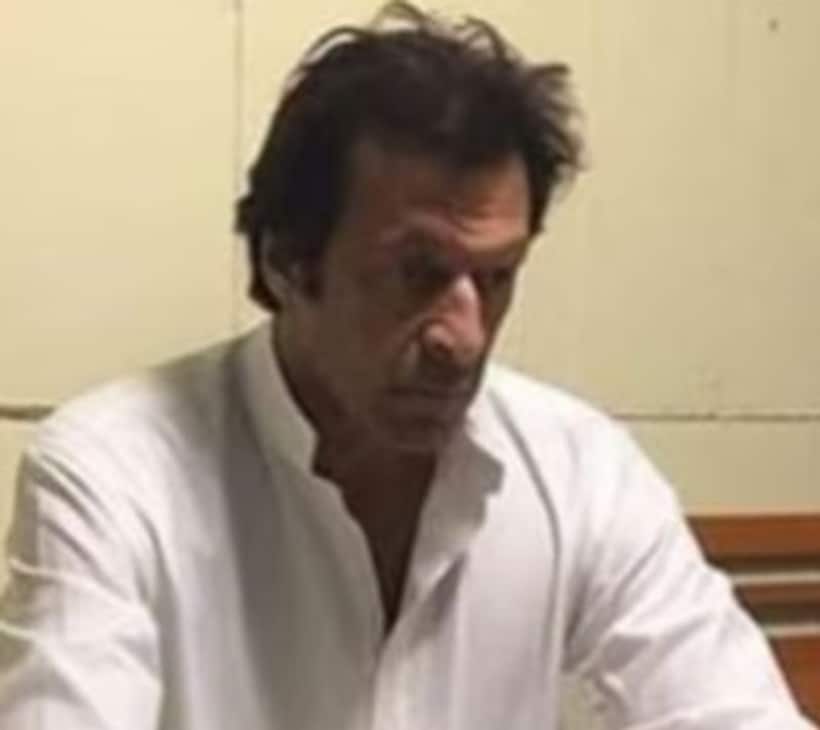 Imran Khan: 24 గంటల నుంచి వాష్‌రూమ్‌కు వెళ్లలేదు.. స్లో పాయిజన్ ఎక్కించి చంపేస్తారేమో: కోర్టులో ఇమ్రాన్ ఖాన్