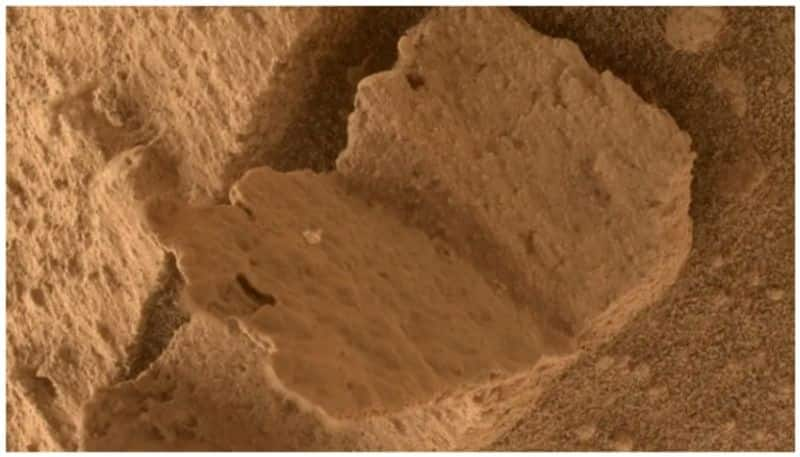 Scientists Civilisation on Red Planet After NASA Curiosity Rover Finds Rock Structure Resembling a Book san