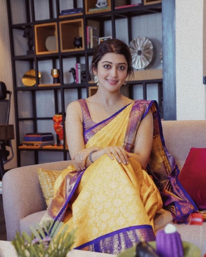 <p style="text-align: justify;">పెళ్ళైన వెంటనే ఫ్యామిలీ ప్లానింగ్ చేసిన ప్రణీత తల్లి అయ్యారు. ఆమె పండంటి అమ్మాయికి జన్మనిచ్చారు.  ప్రణీత సుభాష్ వివాహం అనంతరం సైతం కెరీర్ కొనసాగిస్తున్నారు.<br />
 </p>
