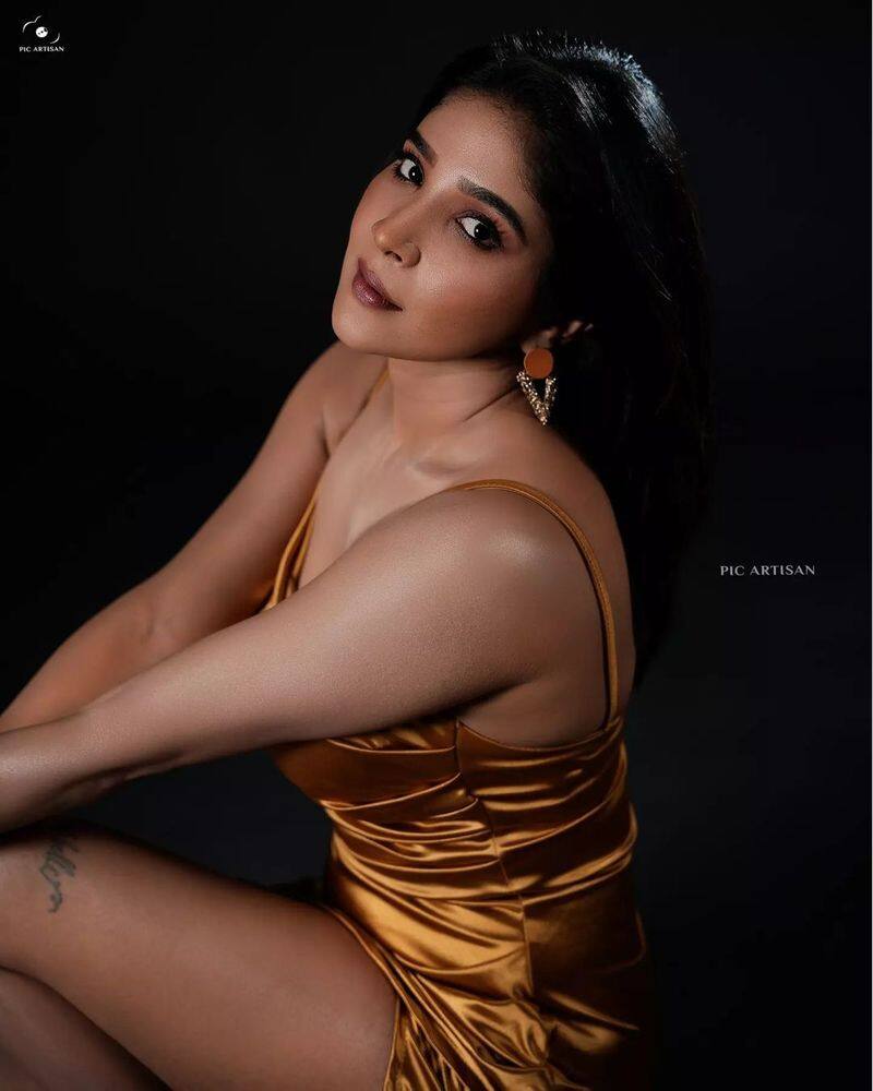 sakshi agarwal latest hot photos 